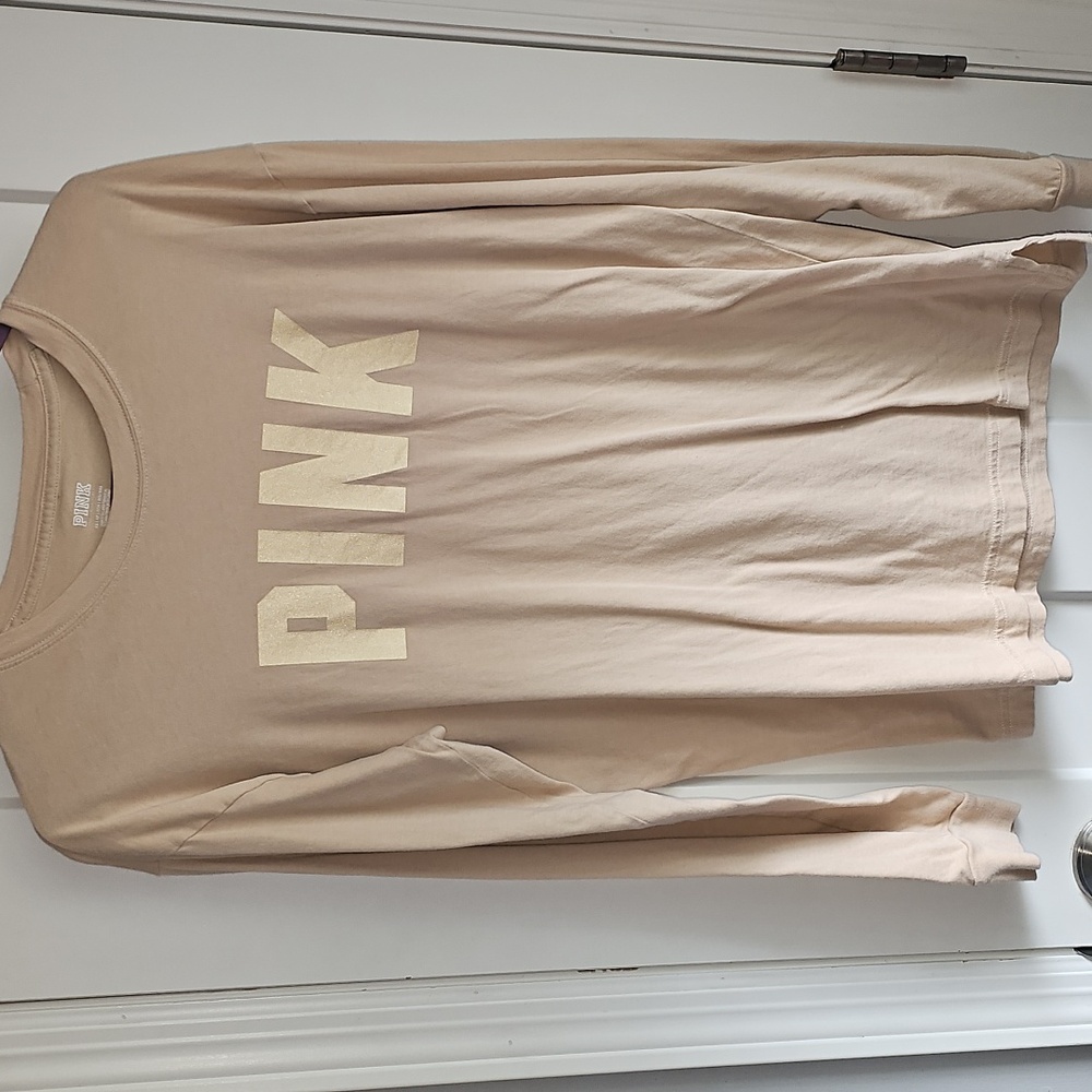 Victoria Secret PINK Cream And Gold Long Sleeve Shirt!. Sz XS